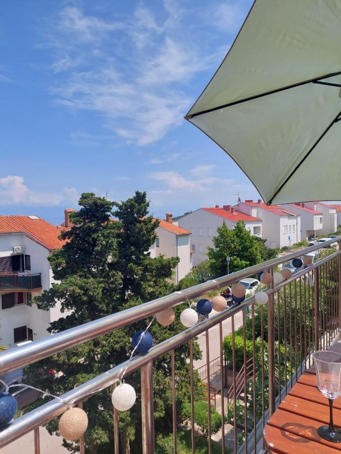 Falcon Mali Losinj Luaran gambar